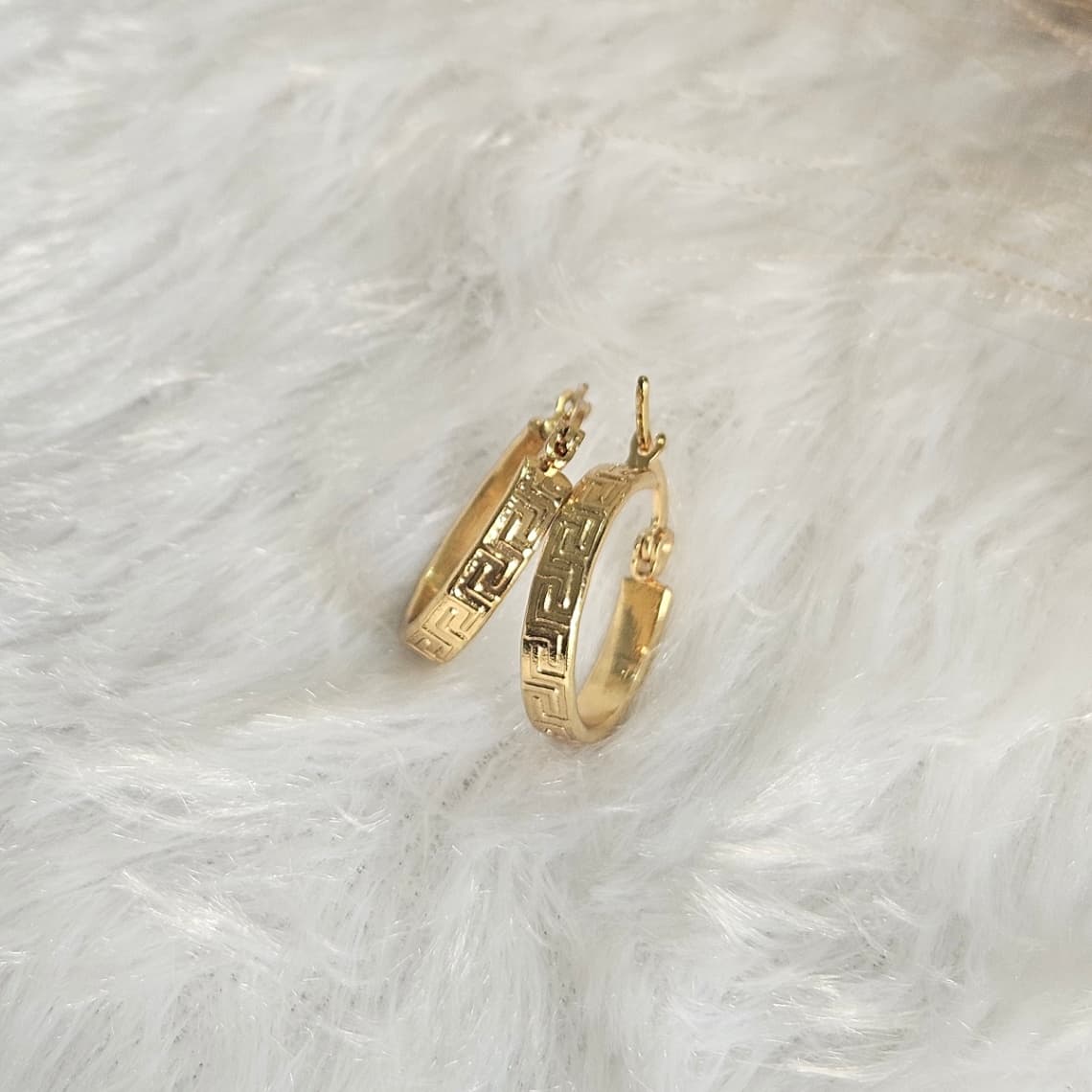 Anti-Tarnish Round Pattern Hoops 
