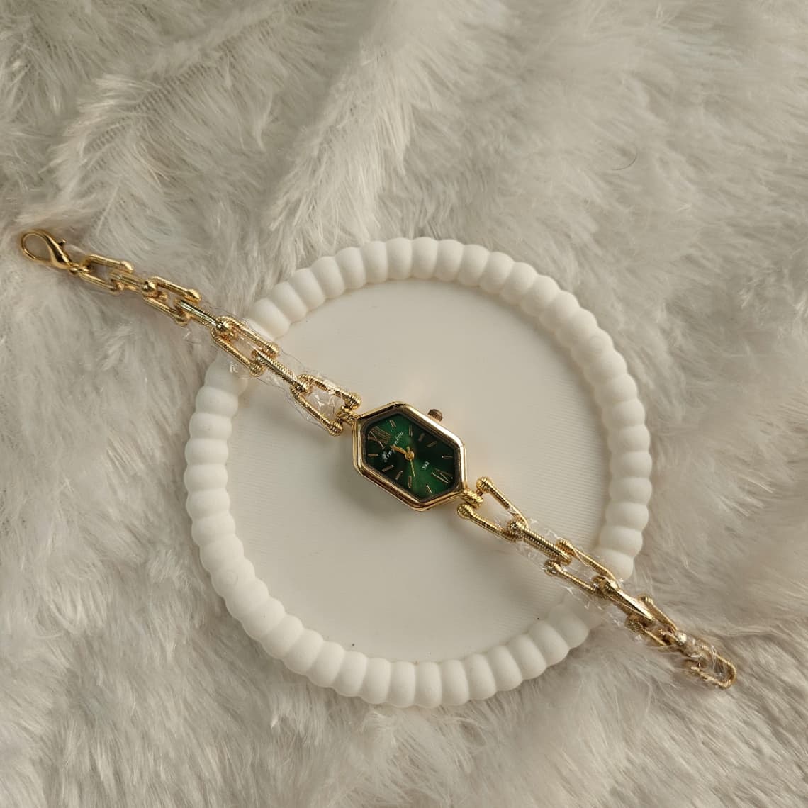 Loop Chain Watch Anti-Tarnish Green — image 2