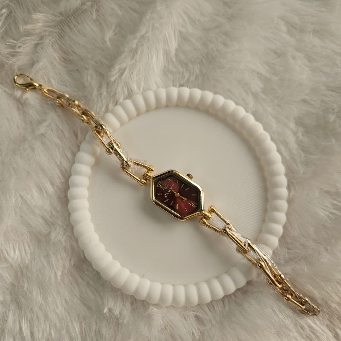 Loop Chain Watch Anti-Tarnish Red — image 2