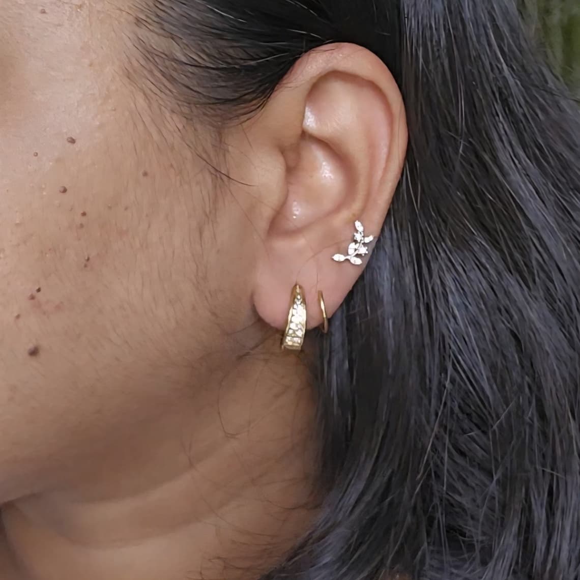 Bold Spiral Stud 
