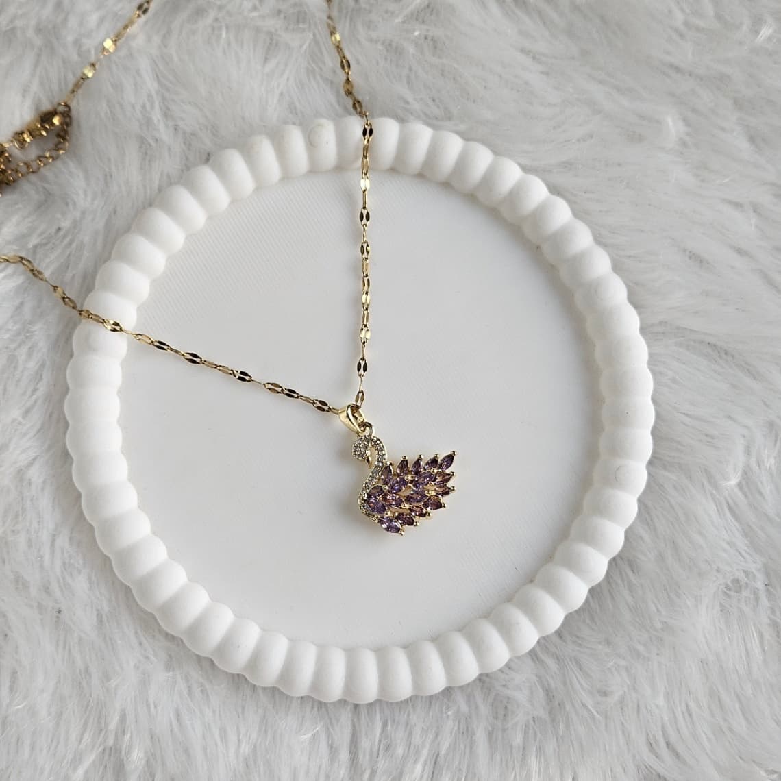 Swan Pendant Purple — image 3