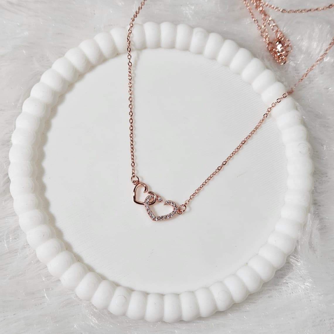 Rosegold Twin Heart Pendant — image 2