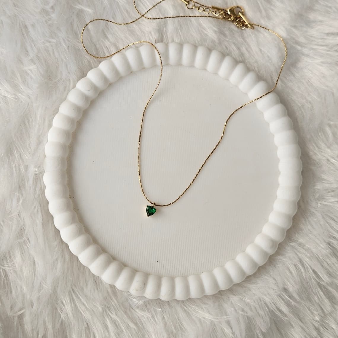 Dainty Emerald Heart Pendant — image 2