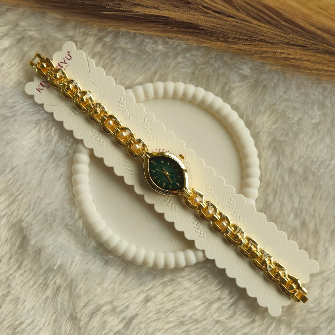 Pearl Chain Strap Watch Green — image 2
