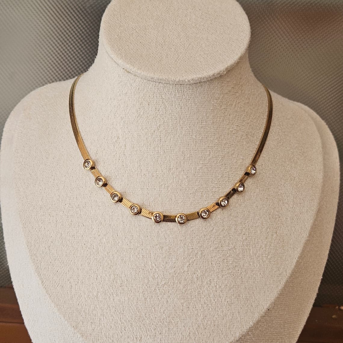 White Stone Necklace — image 2