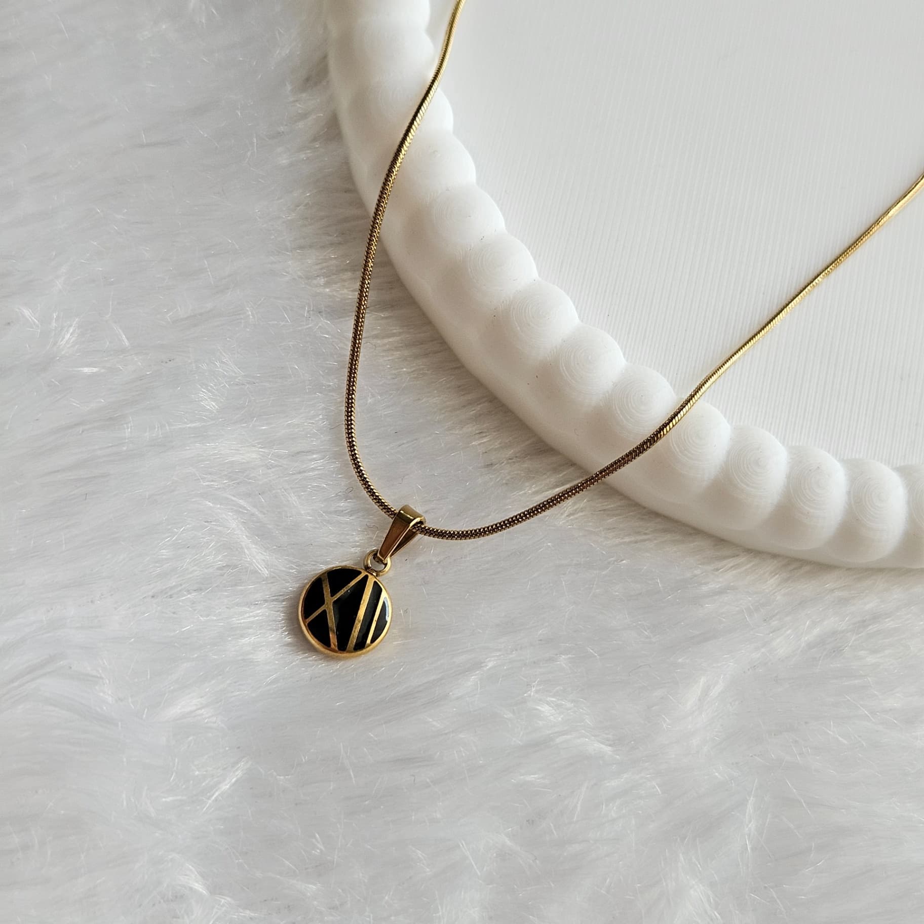Black Pendant Anti-Tarnish — image 1