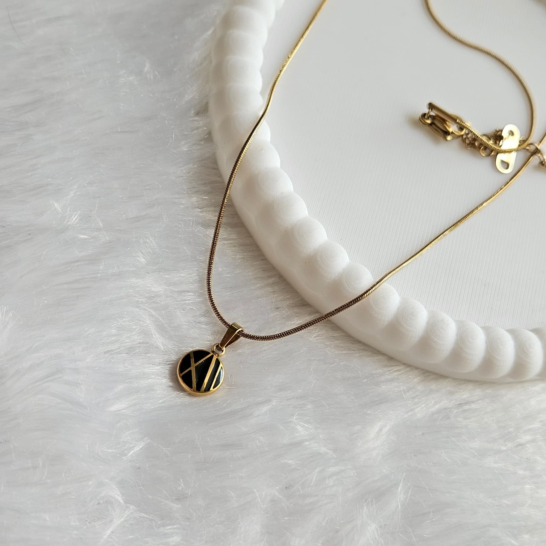 Black Pendant Anti-Tarnish — image 2